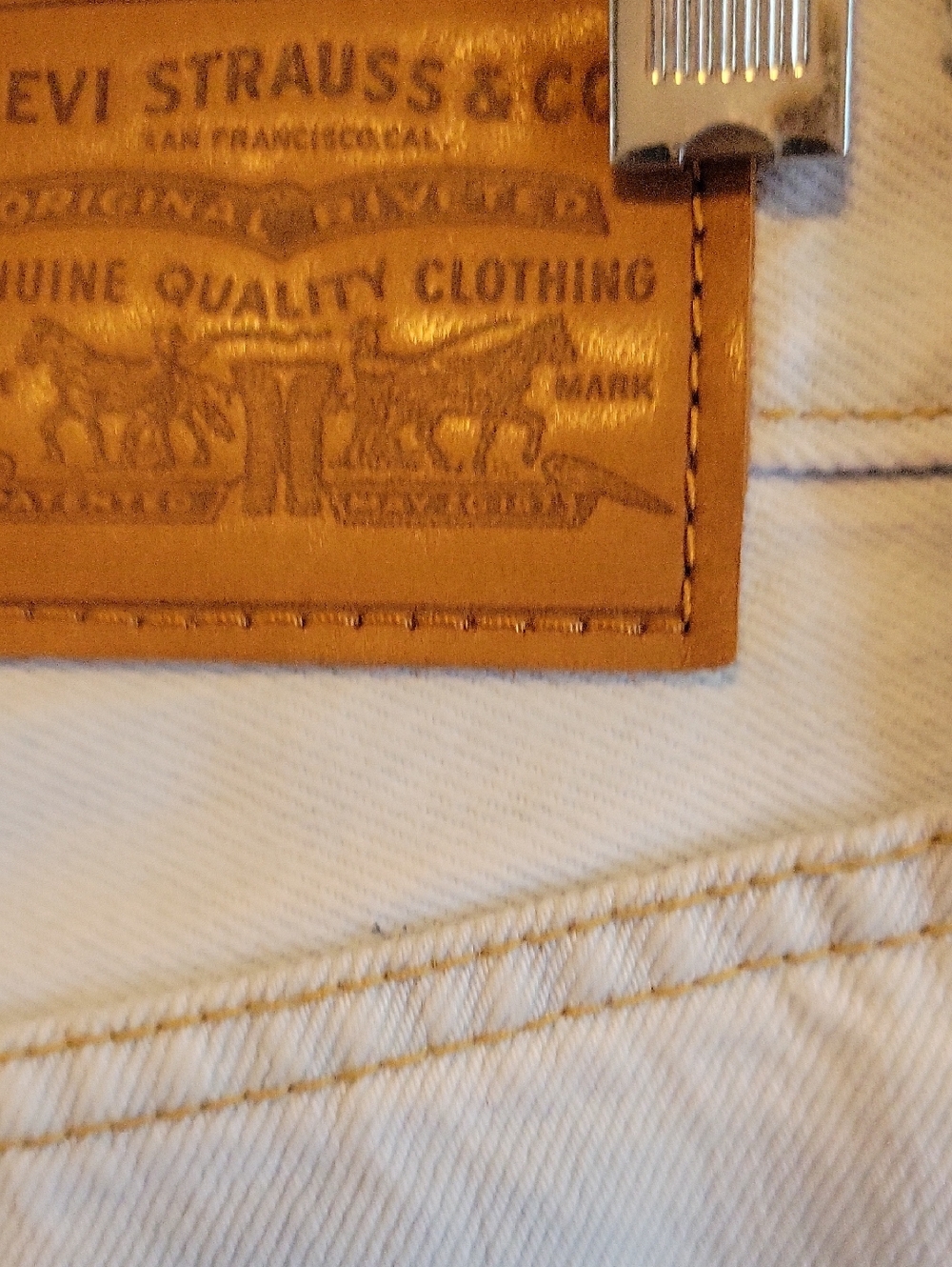 Levis Ribcage Wide Leg - Picture 4 of 4